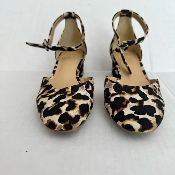 Cabi Kiki Ankle Kitten Block Heel - Picture 3 of 15